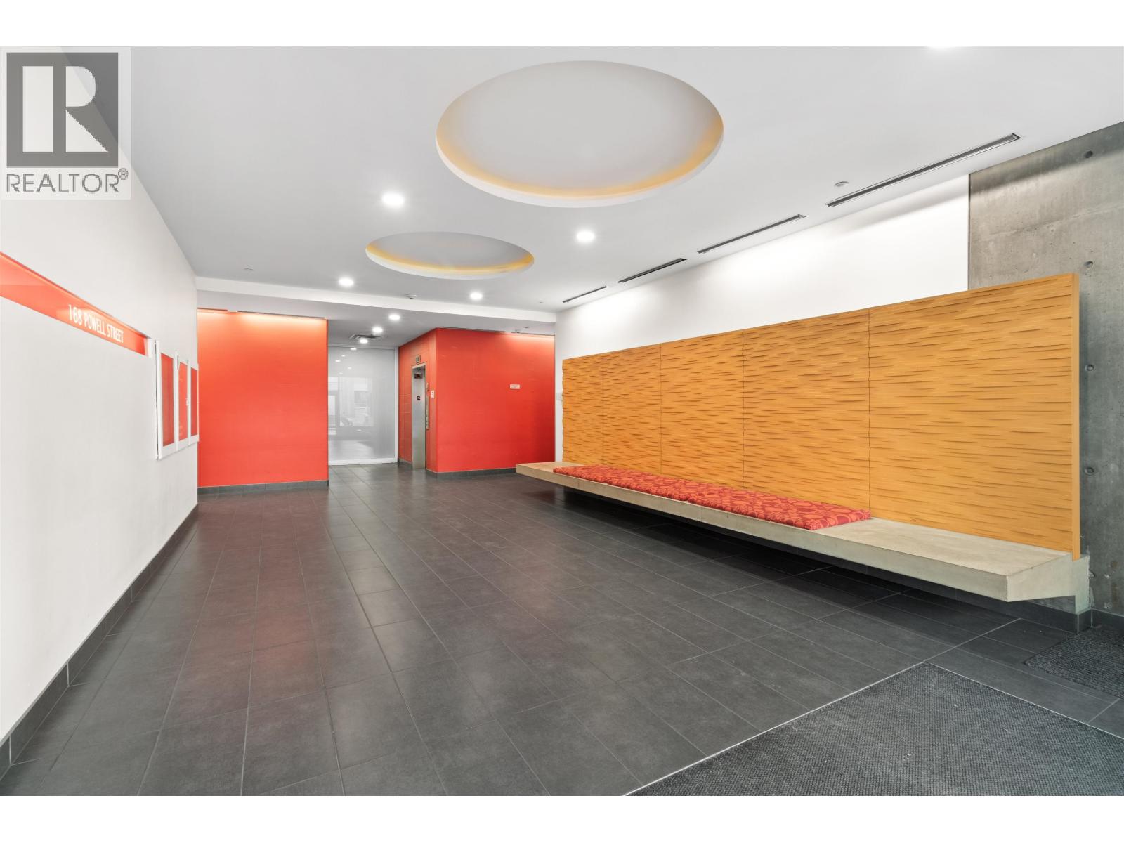 902 168 POWELL STREET