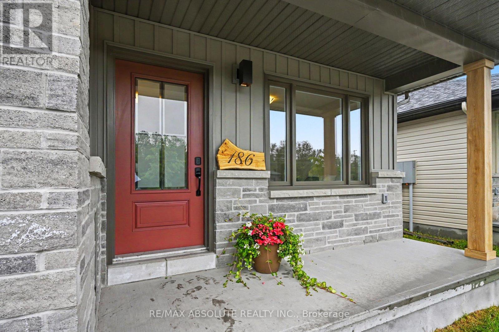 186 SEABERT DRIVE
