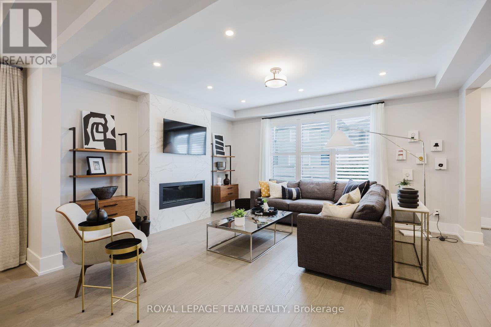 6022 HOMECRAFT STREET