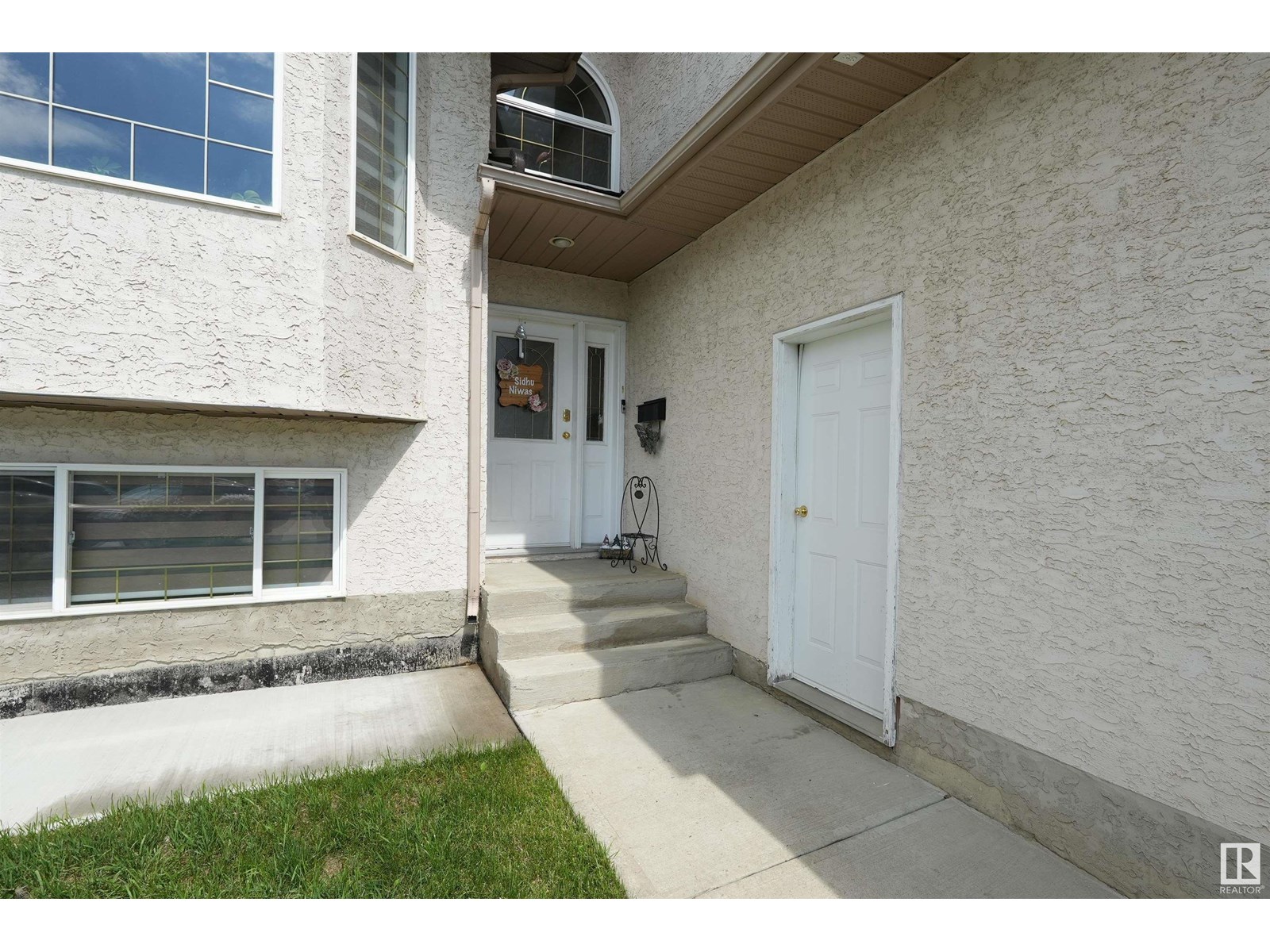 2218 Kaufman Way NW
