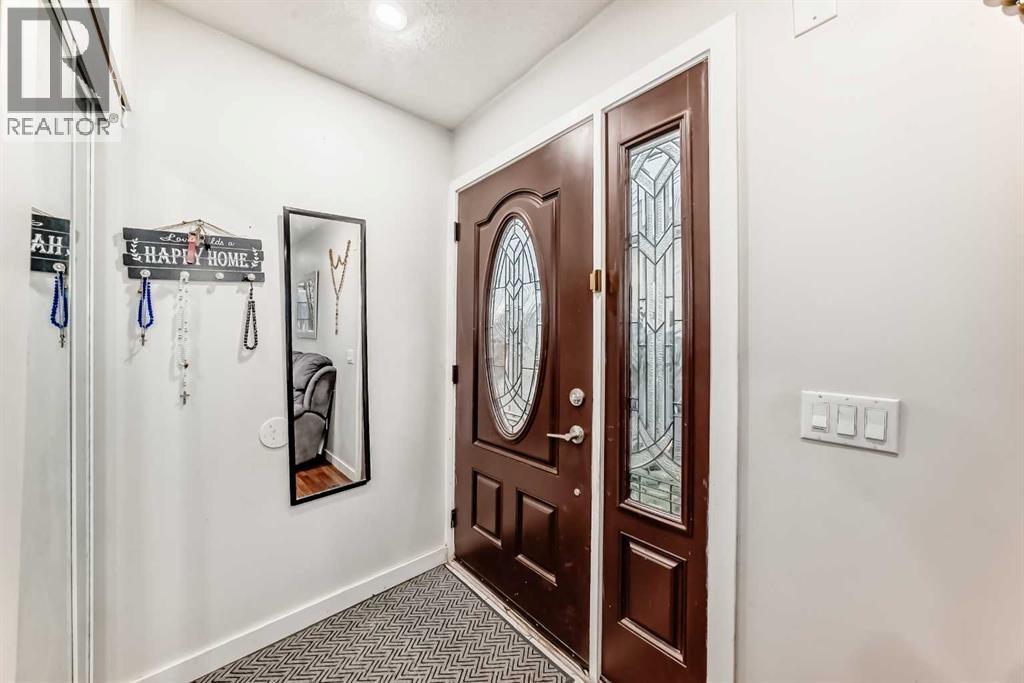 707 Malvern Drive NE