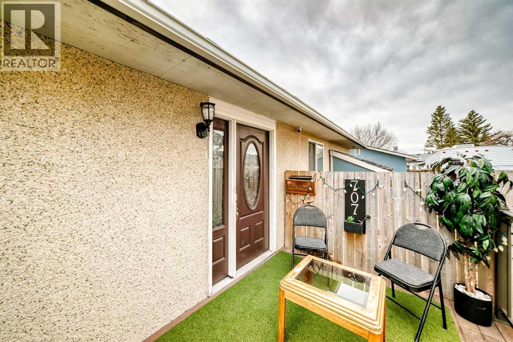 707 Malvern Drive NE