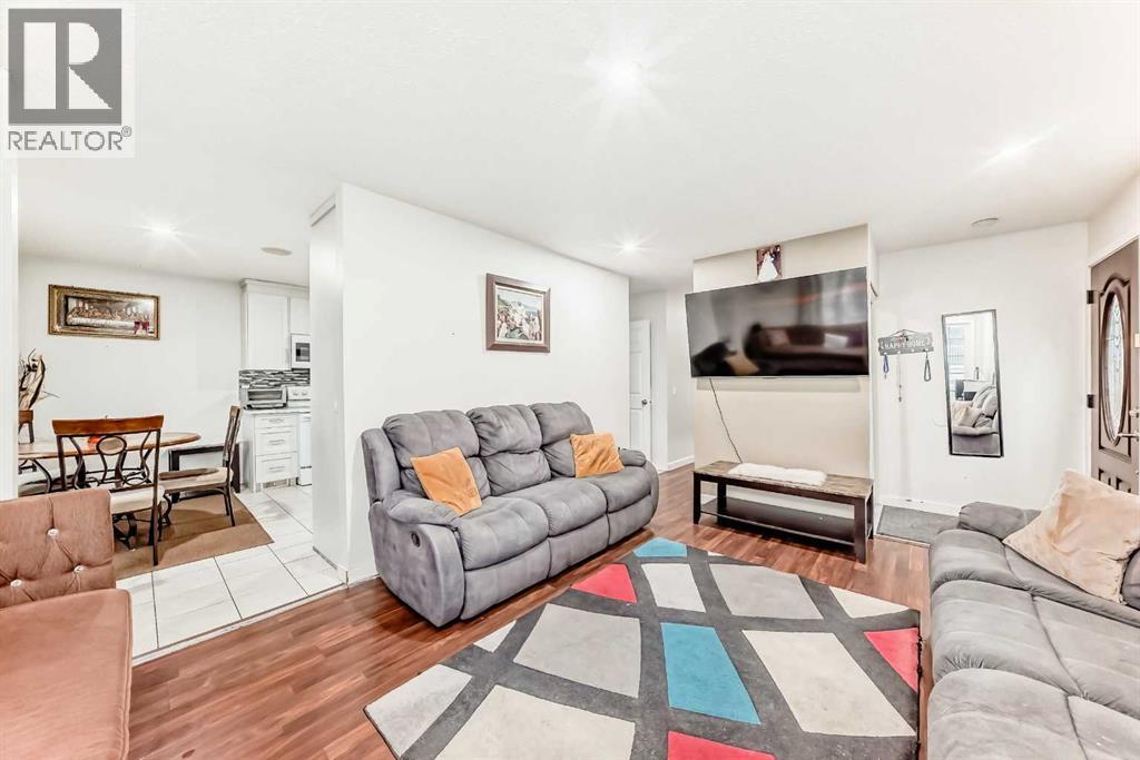 707 Malvern Drive NE