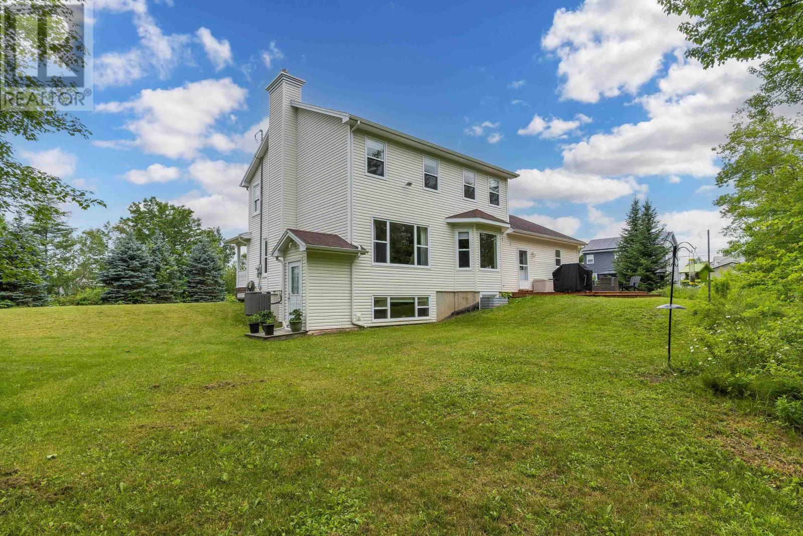72 Elmwood Drive
