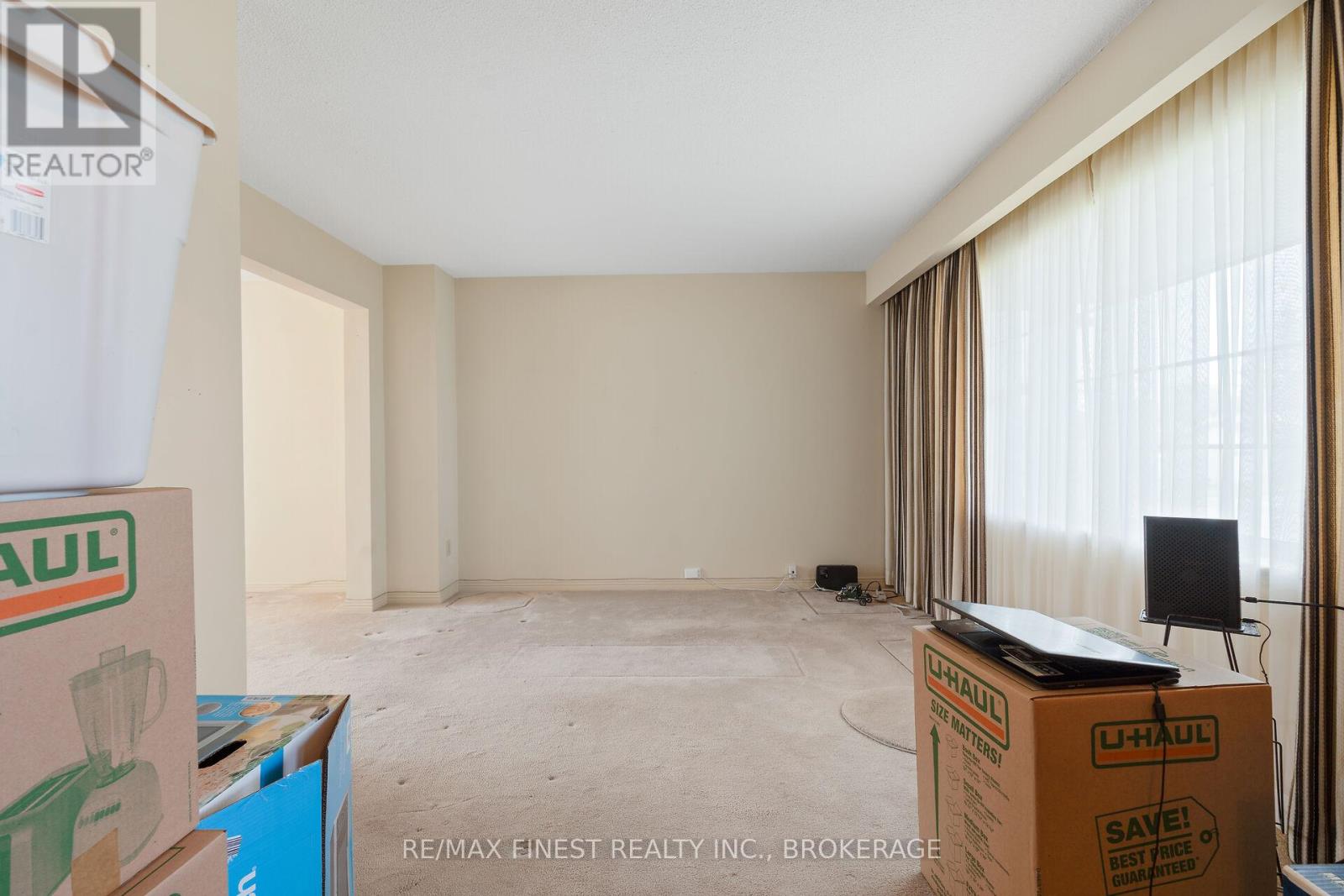 32 BONNY LANE