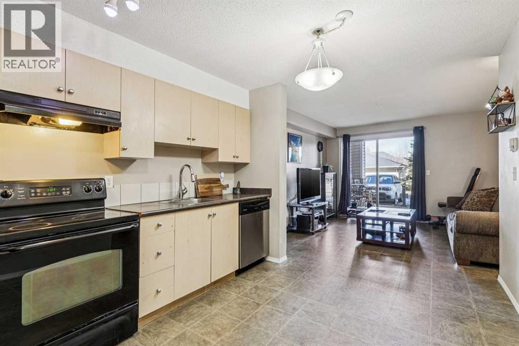 1128, 2395 Eversyde Avenue SW