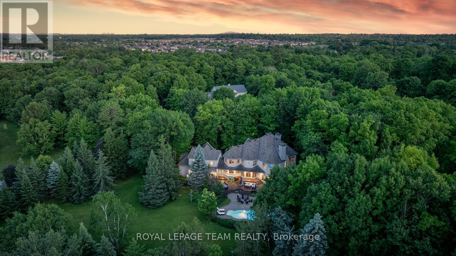 33 MARCHBROOK CIRCLE