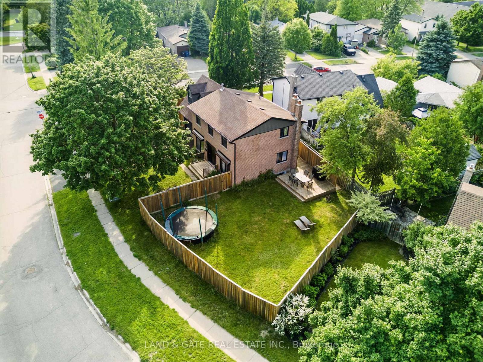 35 ASPEN VALLEY CRESCENT