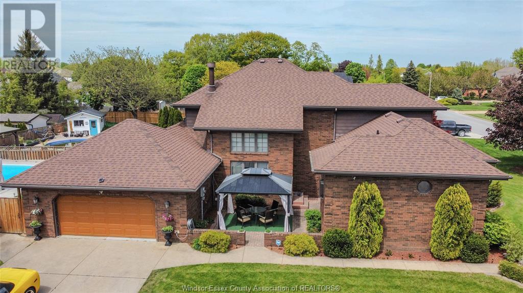 172 POINTE WEST