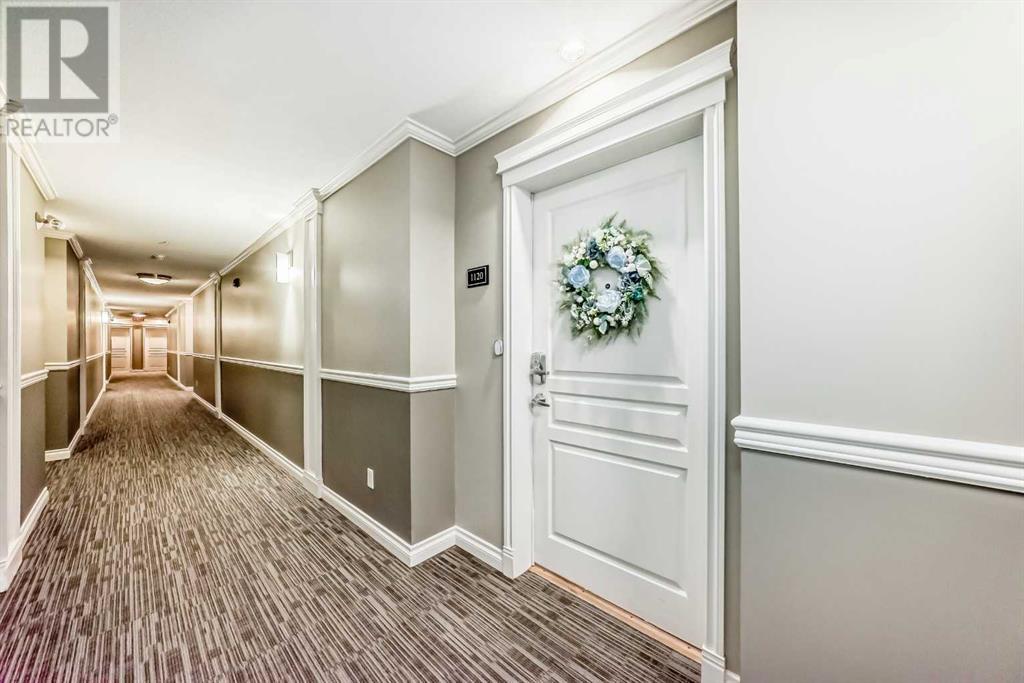 1120, 1120 Lake Fraser Green SE