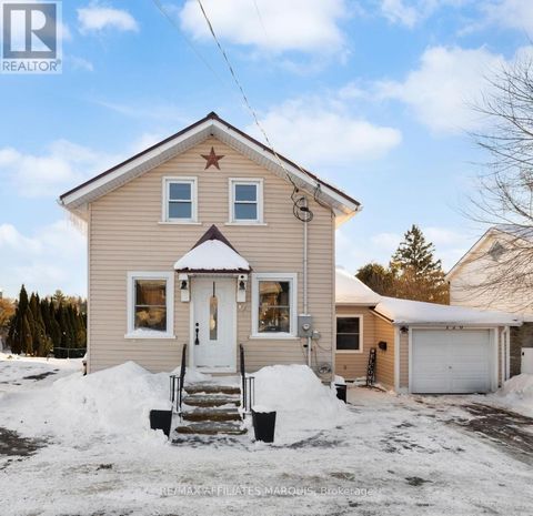 120 QUEEN STREET Smiths Falls ON K7A3N6