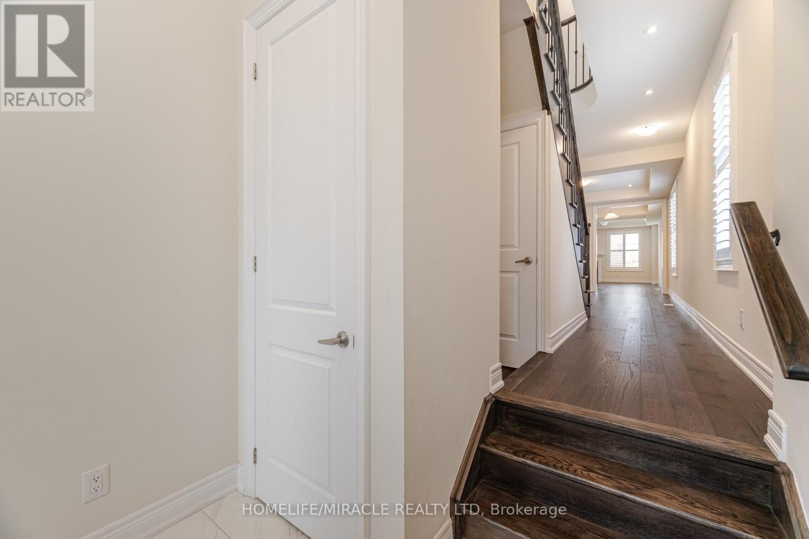 30 GILLIVARY DRIVE