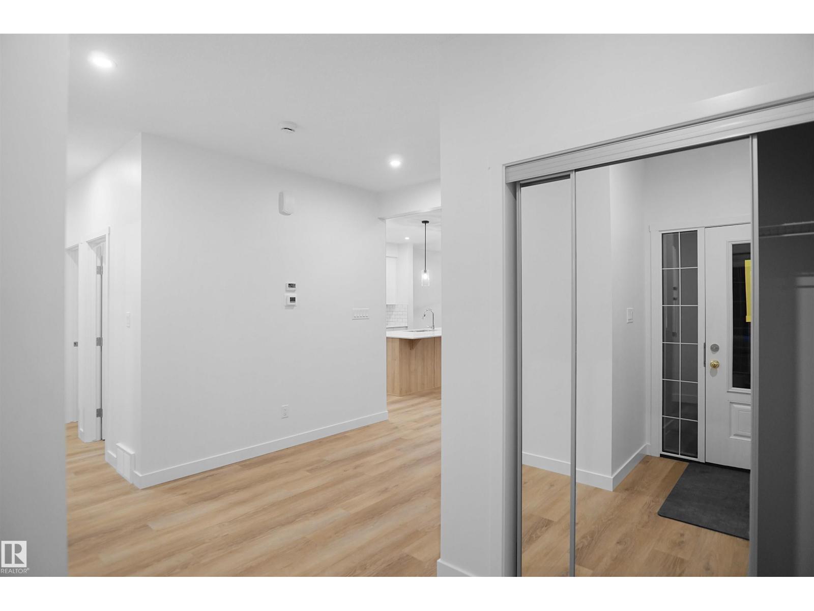 1209 11 AV NW