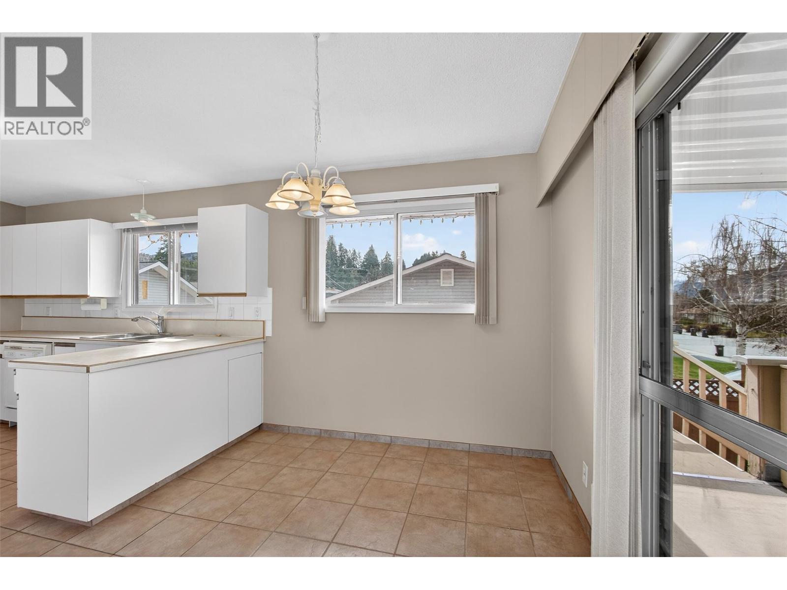 181 McPherson Crescent