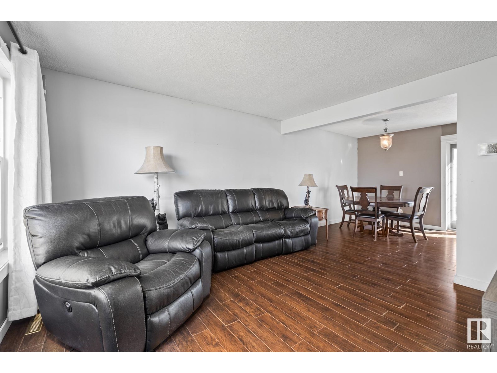 7111 130A AV NW