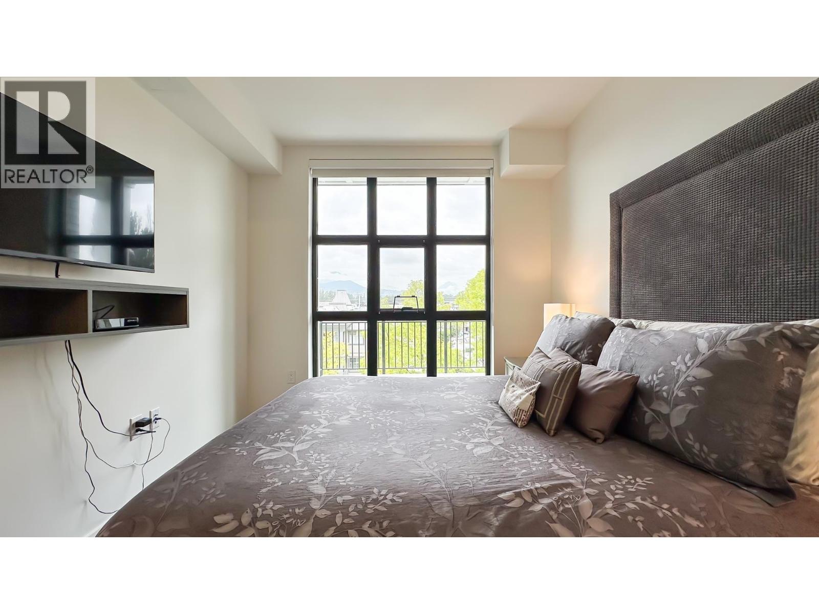 501 2446 SHAUGHNESSY STREET