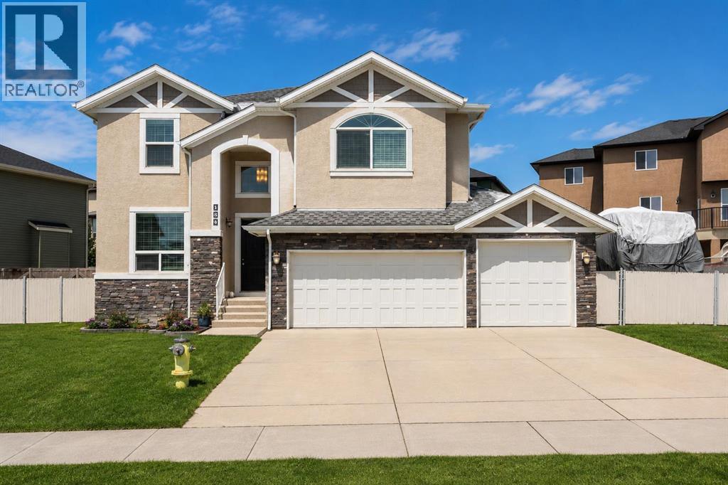 184 Magenta Crescent