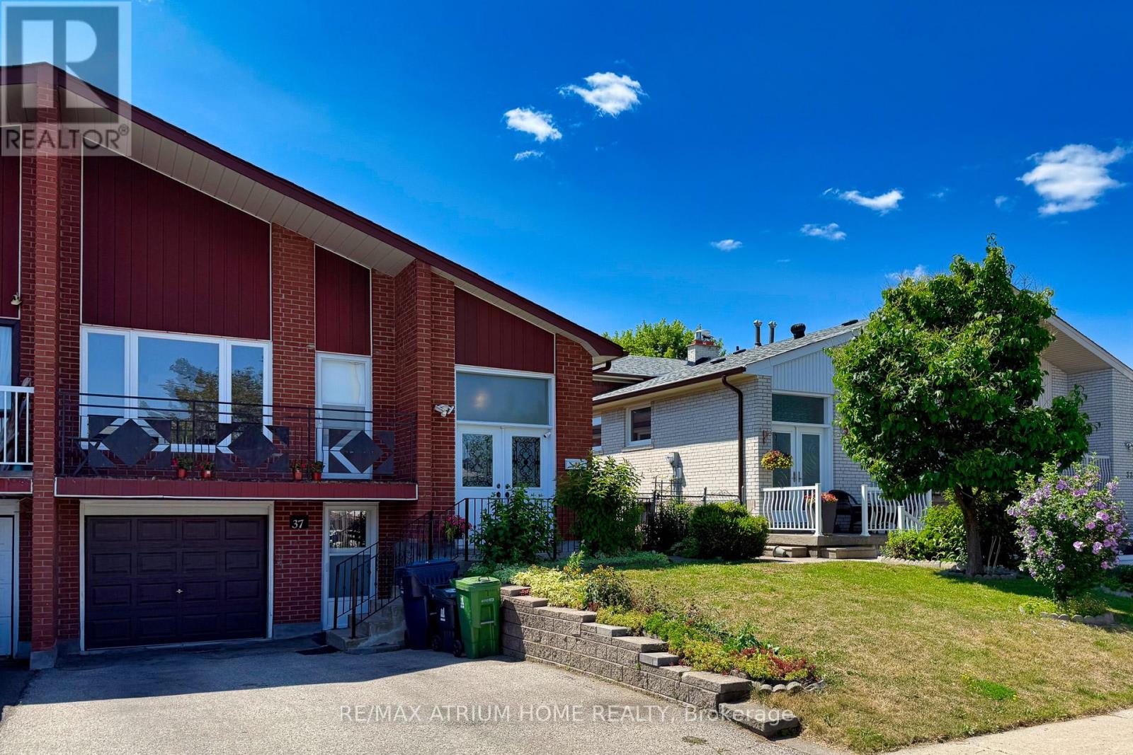 37 WARFIELD DRIVE