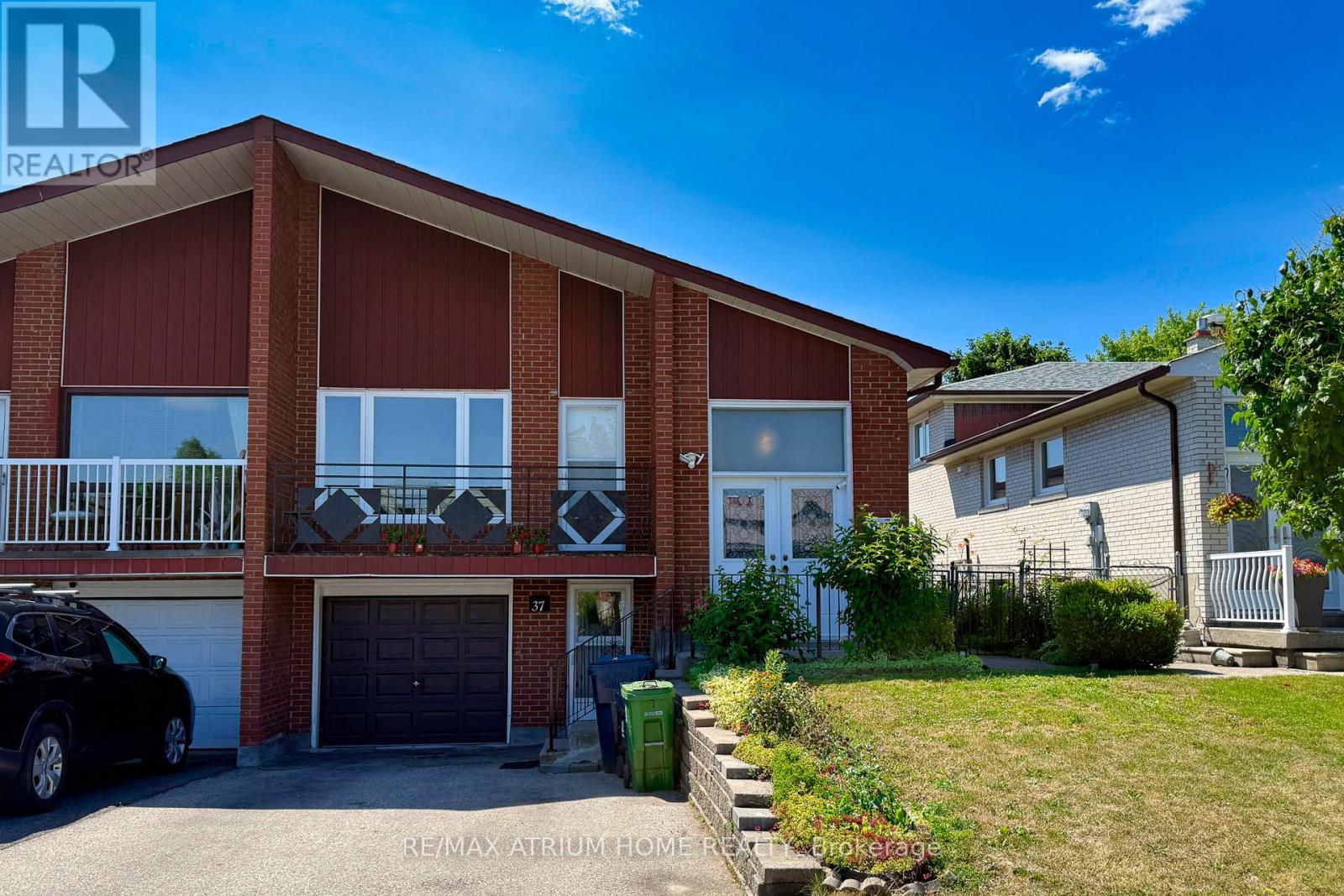 37 WARFIELD DRIVE