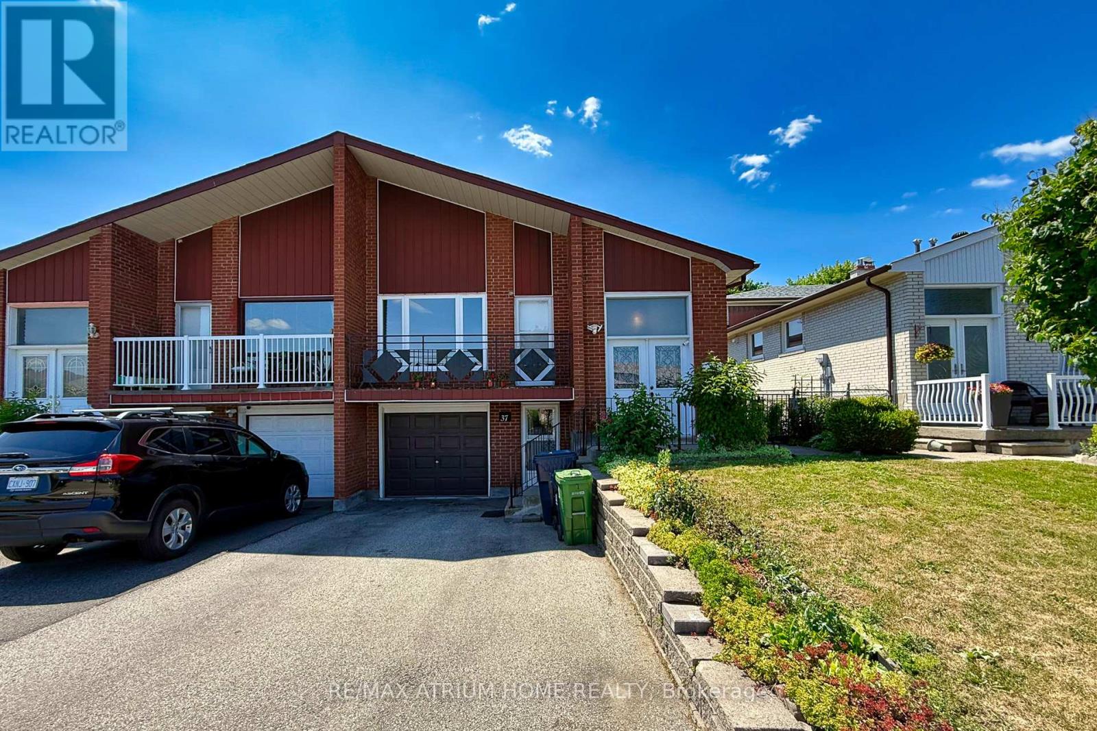 37 WARFIELD DRIVE