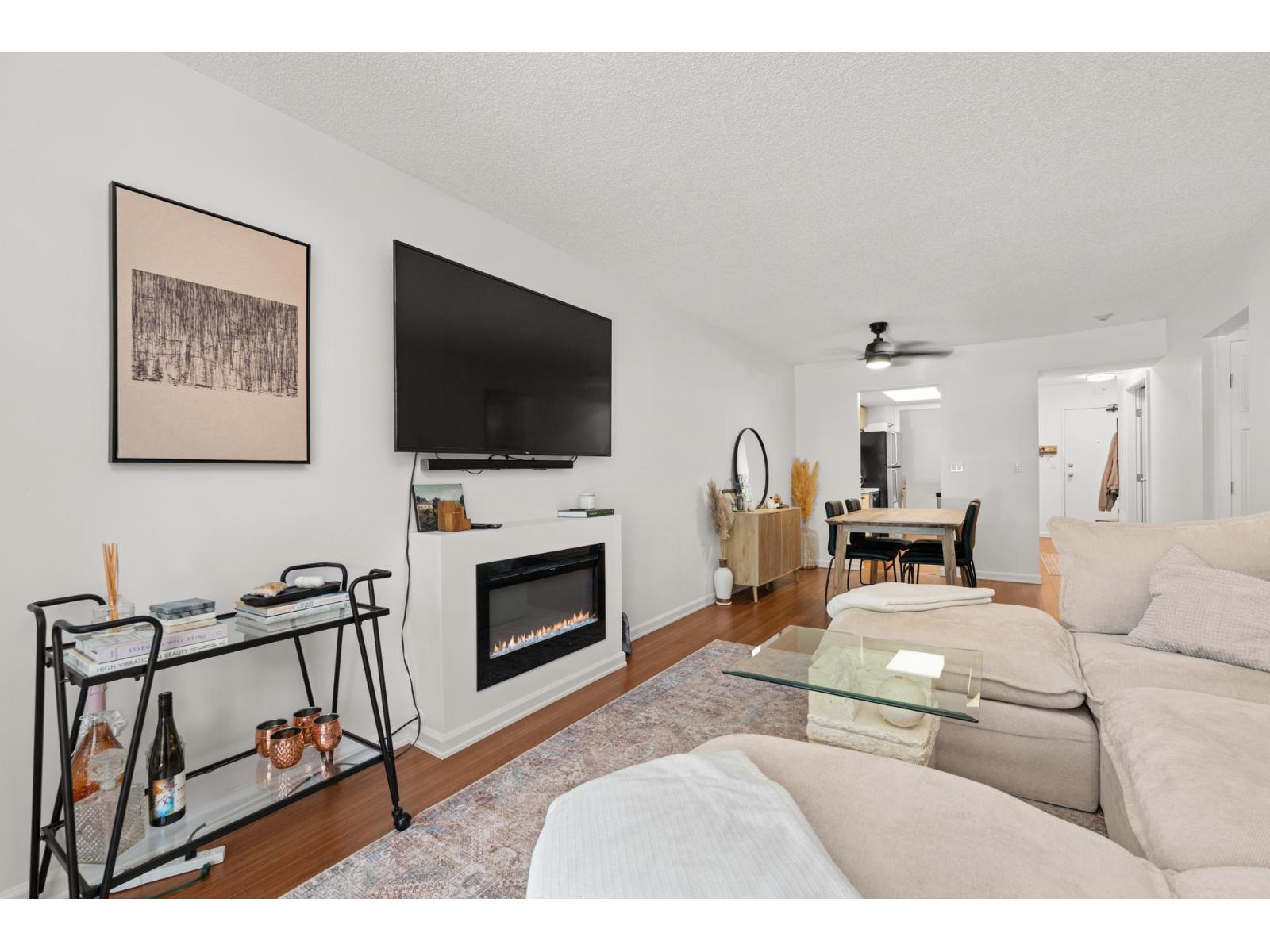 111 1341 GEORGE STREET