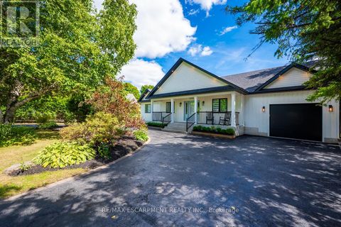 2560 2 SIDE ROAD Burlington ON L7M0T1