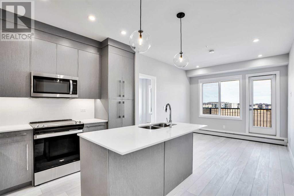 2415, 395 Skyview Parkway NE