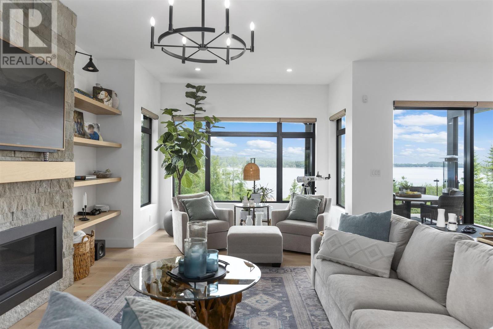 149 MICKELSON DR
