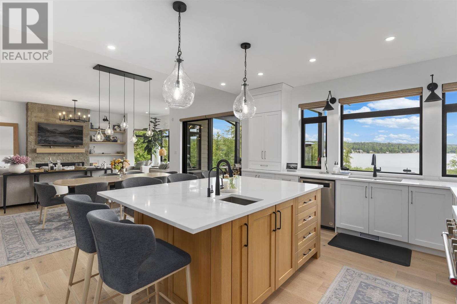 149 MICKELSON DR