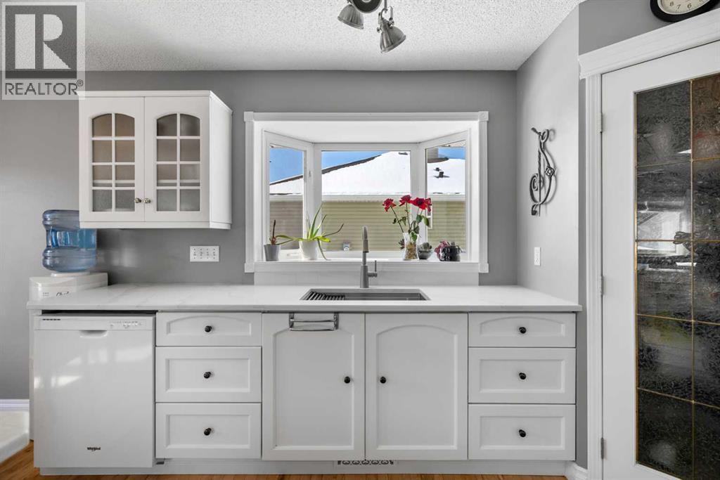 27 Henderson Road NE