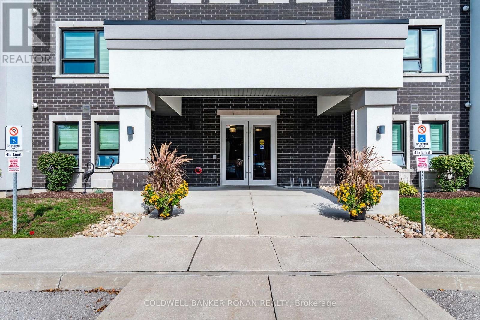 103 - 69 BOYNE STREET N