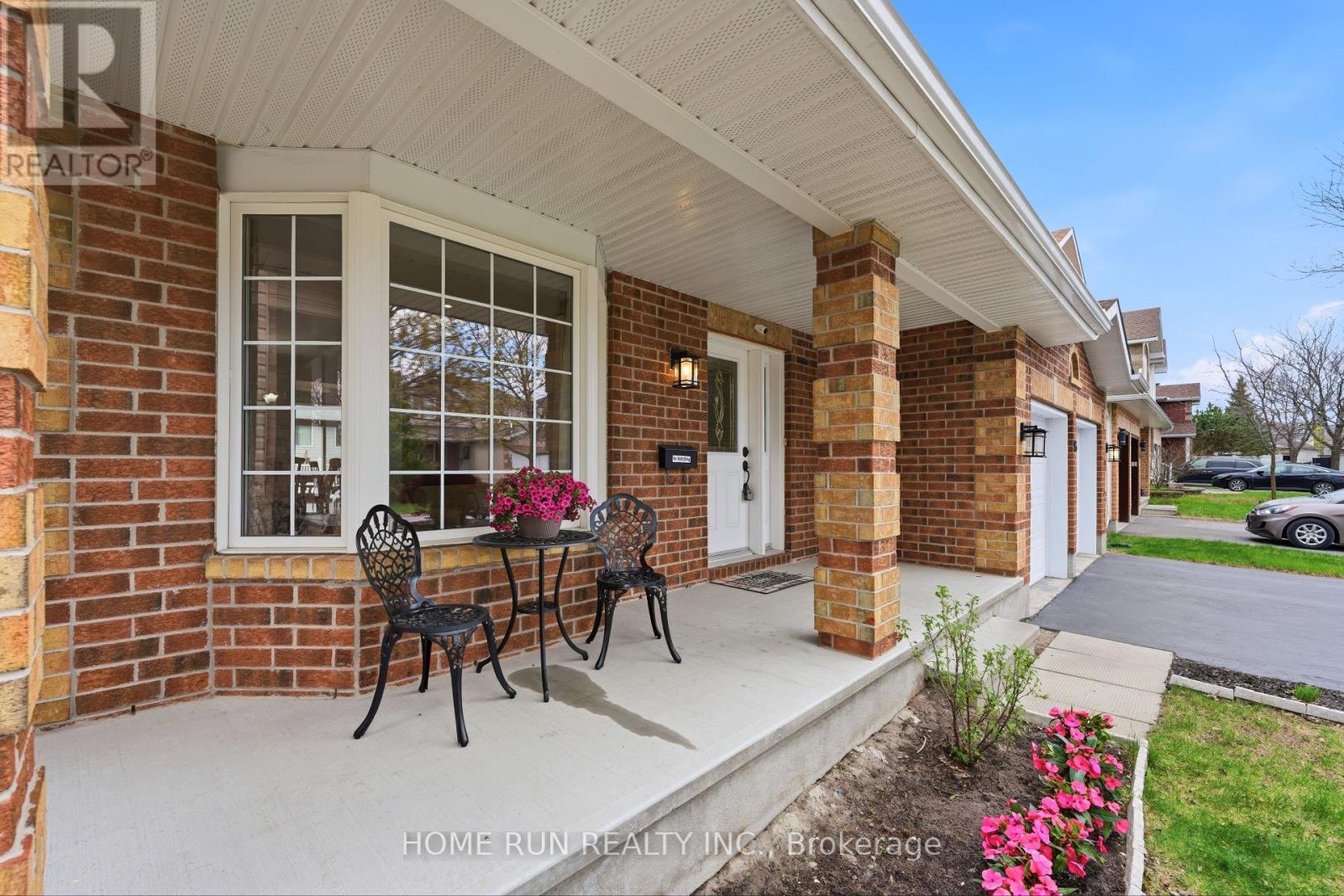 96 WOLISTON CRESCENT