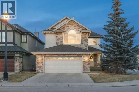2 Wentworth Crescent SW Calgary AB T3H5V1