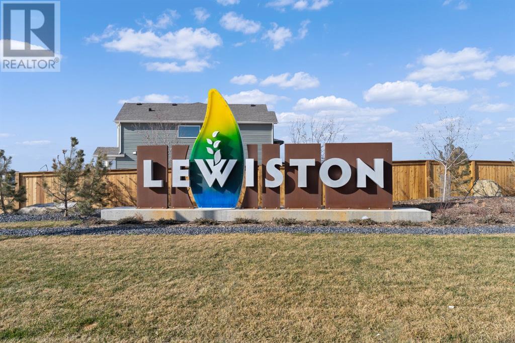 437 Lewiston Landing NE