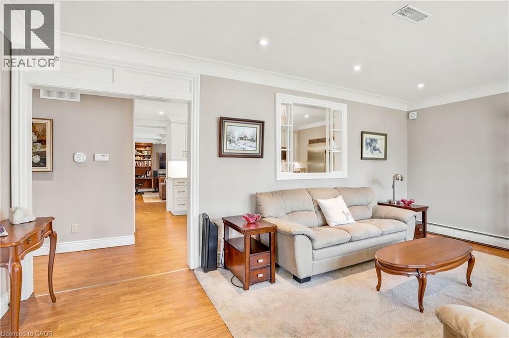 6 STEWART Drive