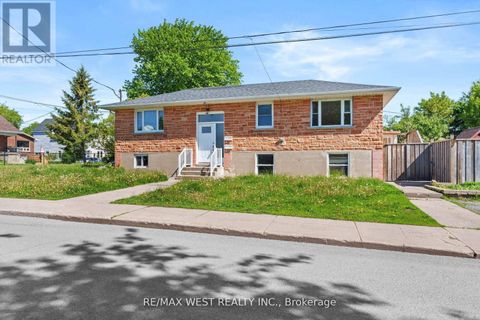 145 FIRST AVENUE Kingston (East of Sir John A. Blvd) ON K7K2H1