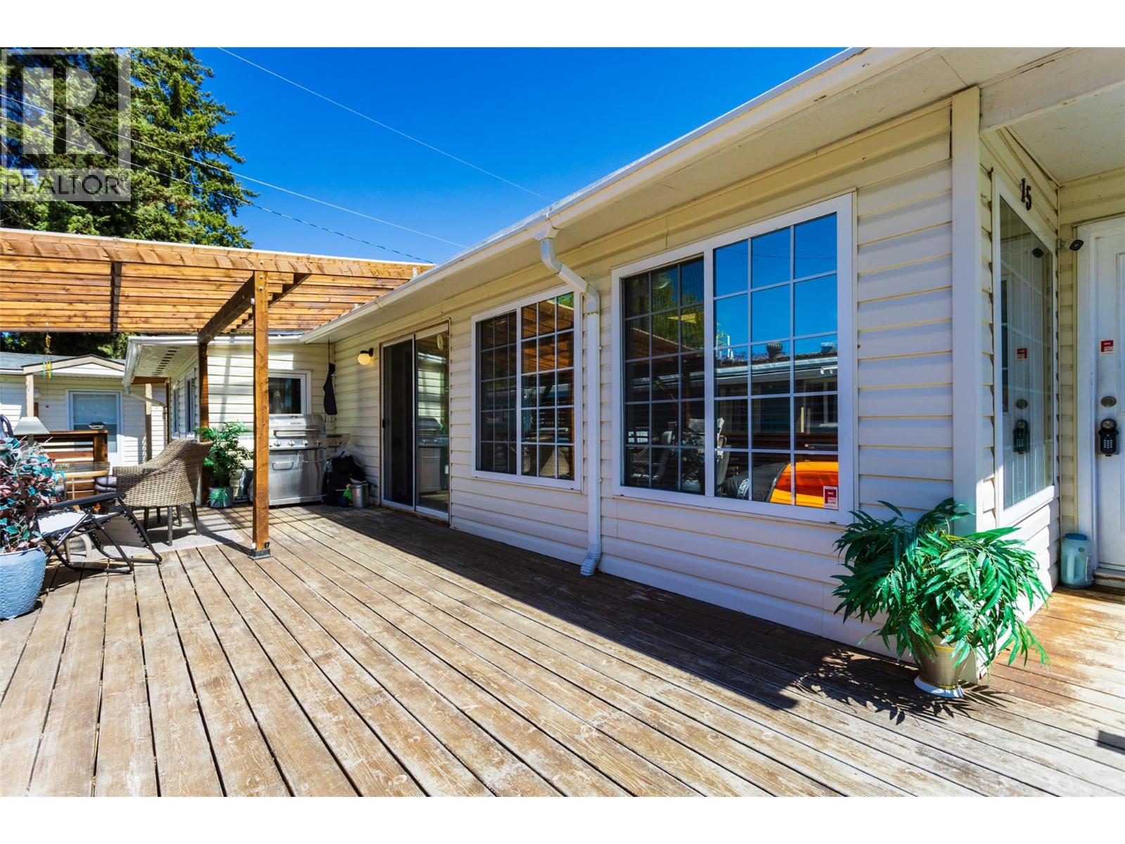 2095 Boucherie Road Unit# 15