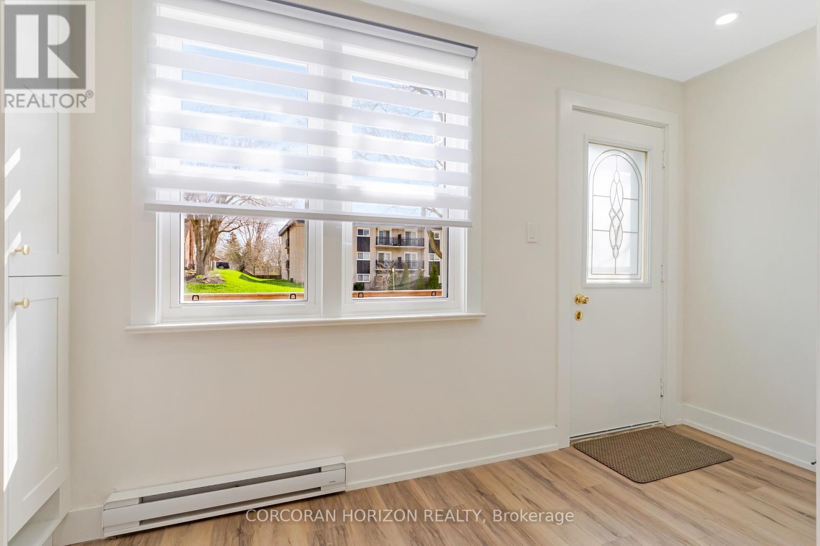 844 STIRLING AVENUE S