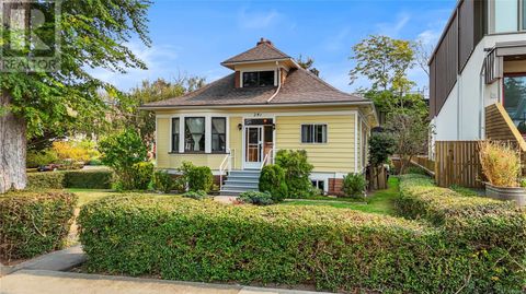 241 Montreal St Victoria BC V8V1Z3