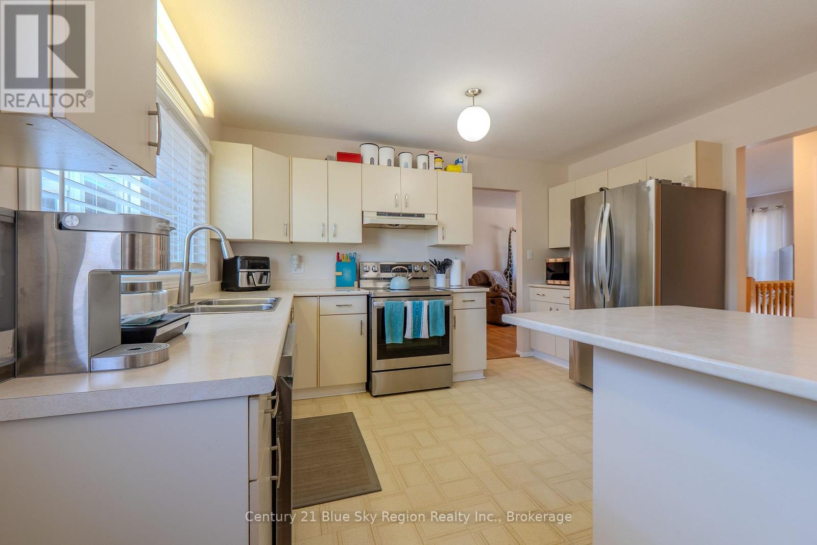 22 TAMERACK AVENUE