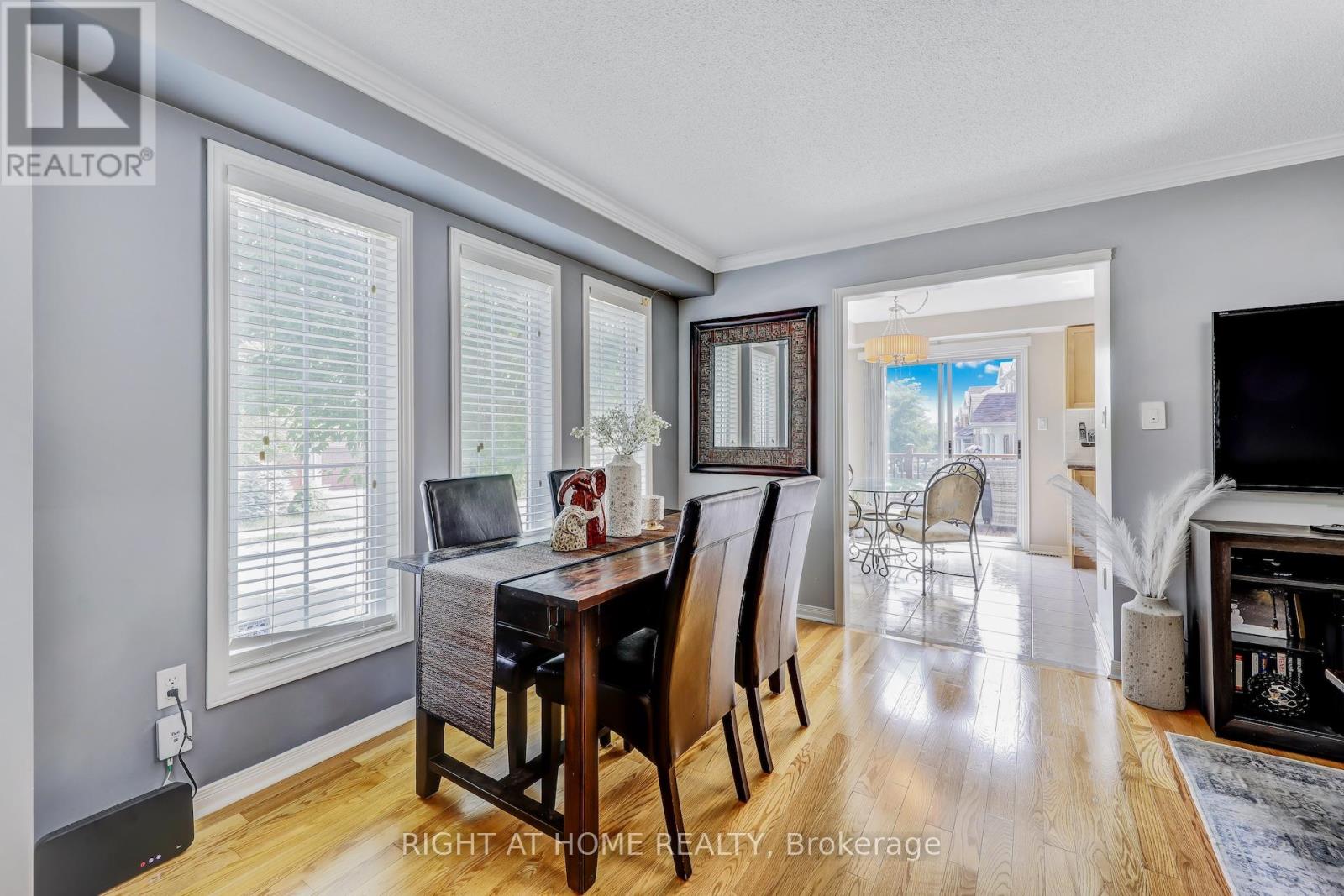 108 KING WILLIAM CRESCENT