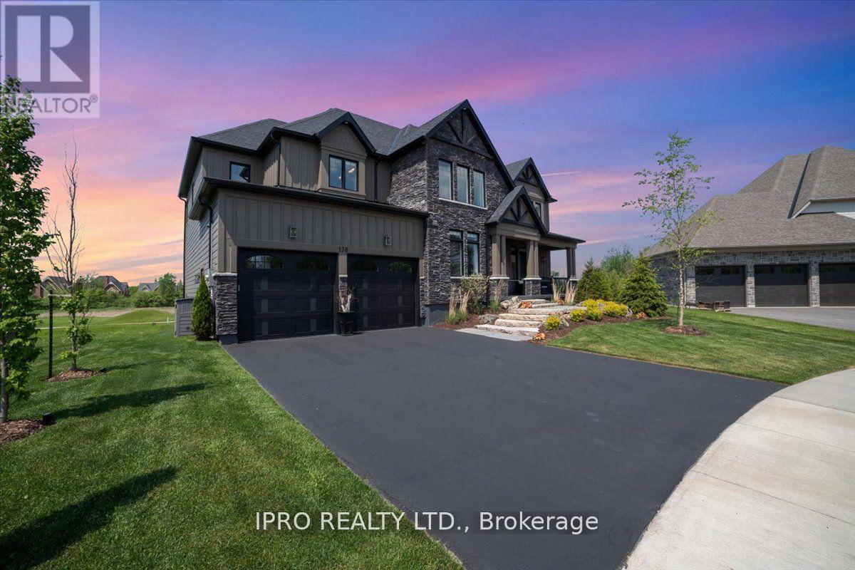138 CREEKWOOD COURT E
