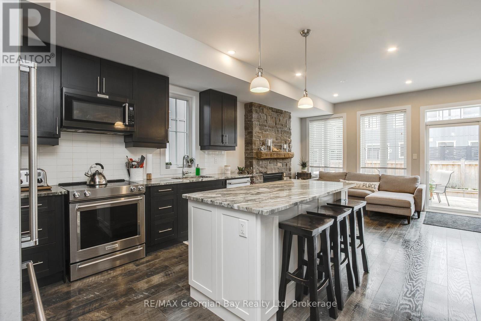 329 YELLOW BIRCH CRESCENT