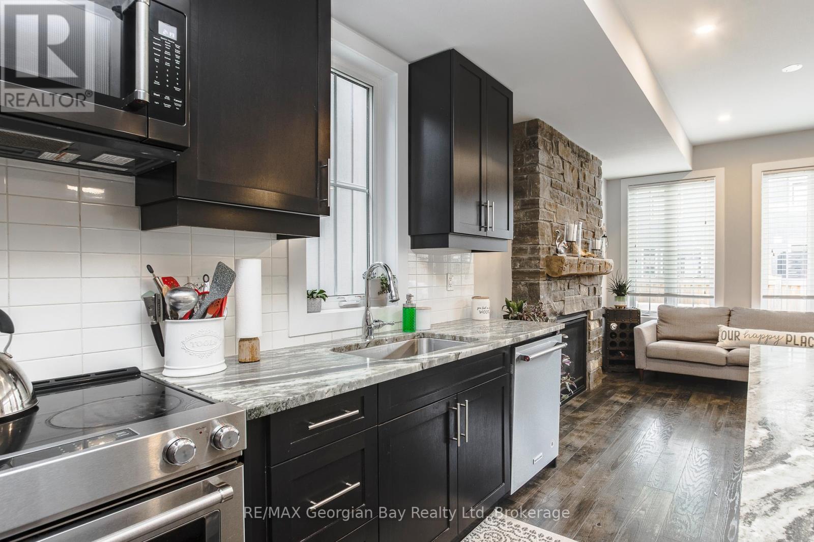 329 YELLOW BIRCH CRESCENT
