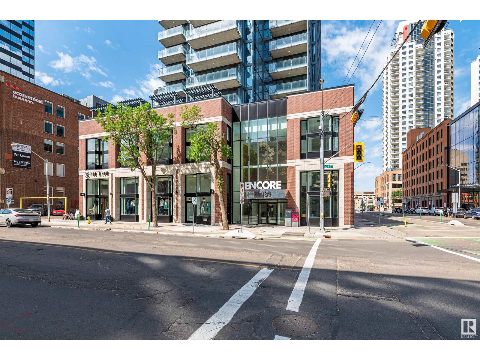 #2203 10180 103 ST NW