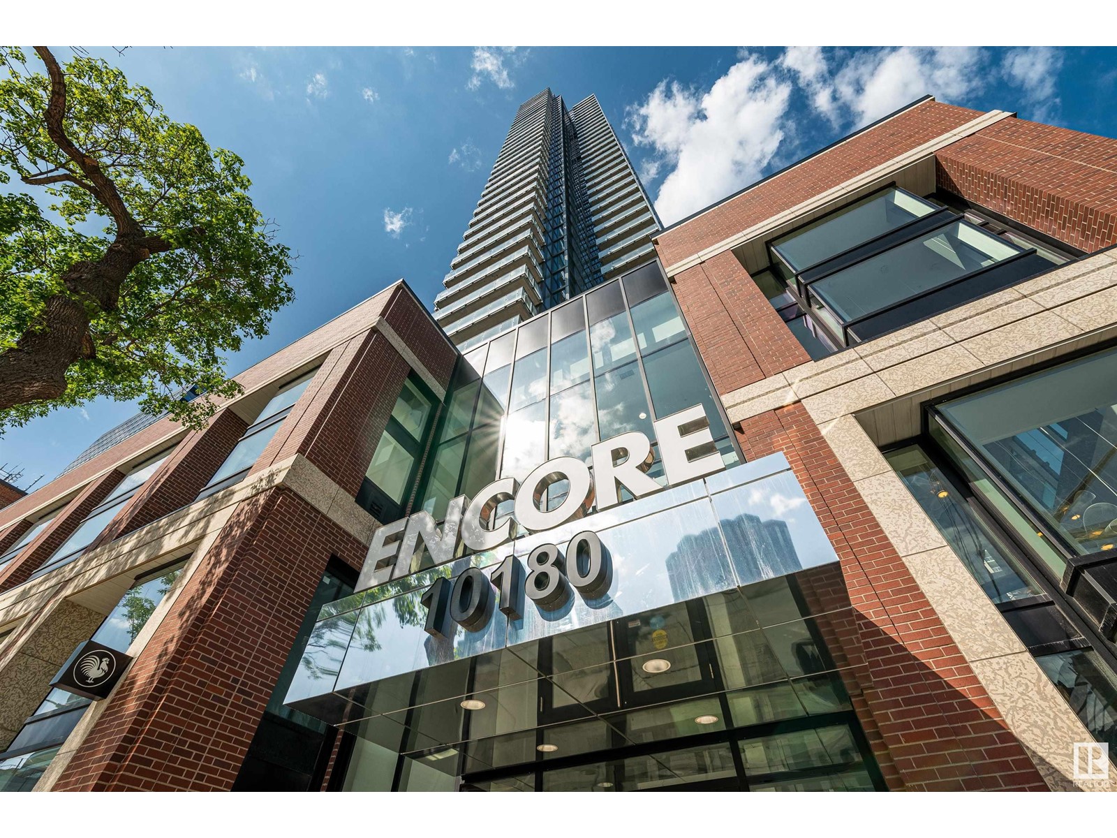 #2203 10180 103 ST NW