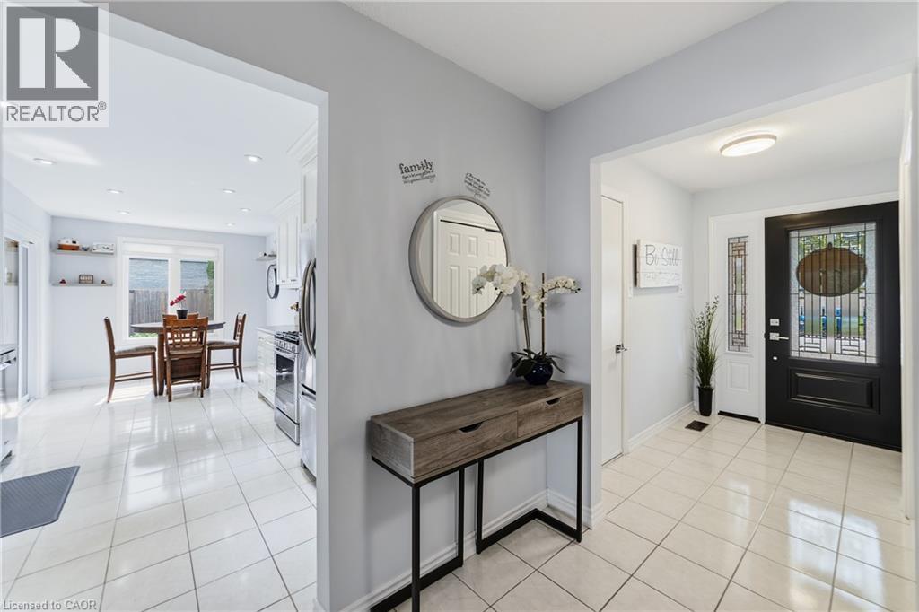 1 BANBURRY Crescent