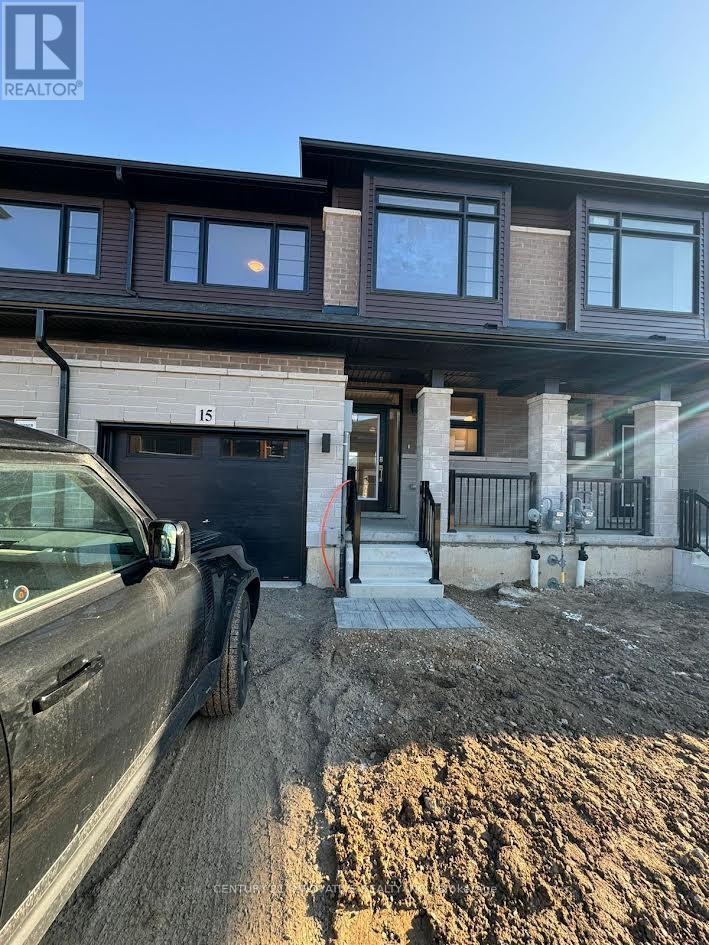 15 - 448 BLACKBURN DRIVE