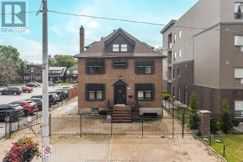 961 OUELLETTE AVENUE Windsor ON N9A4J5