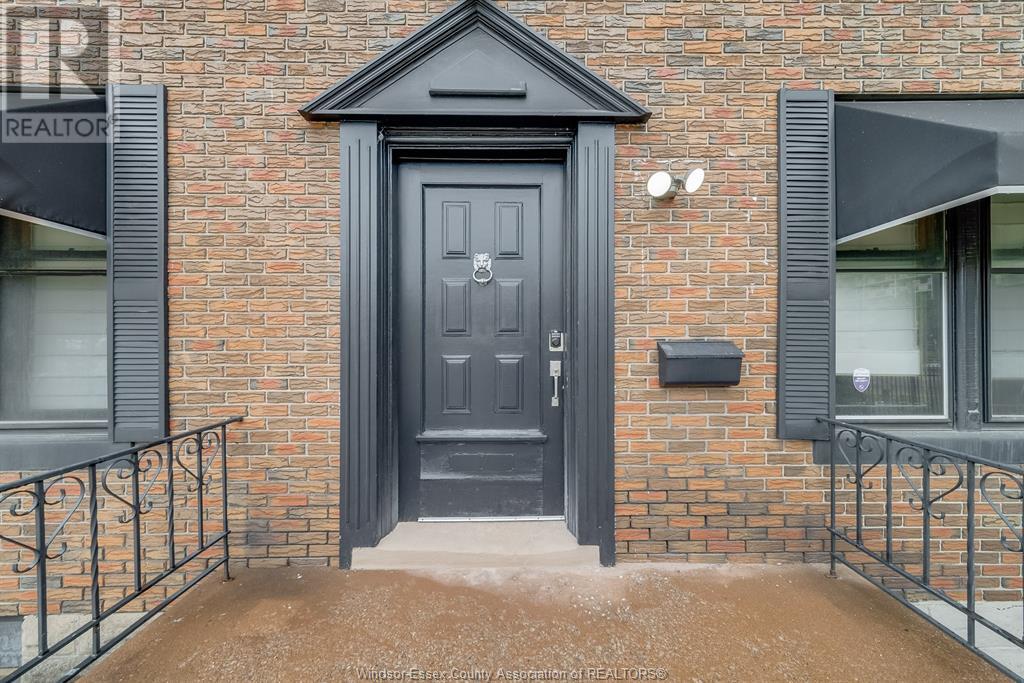 961 OUELLETTE AVENUE